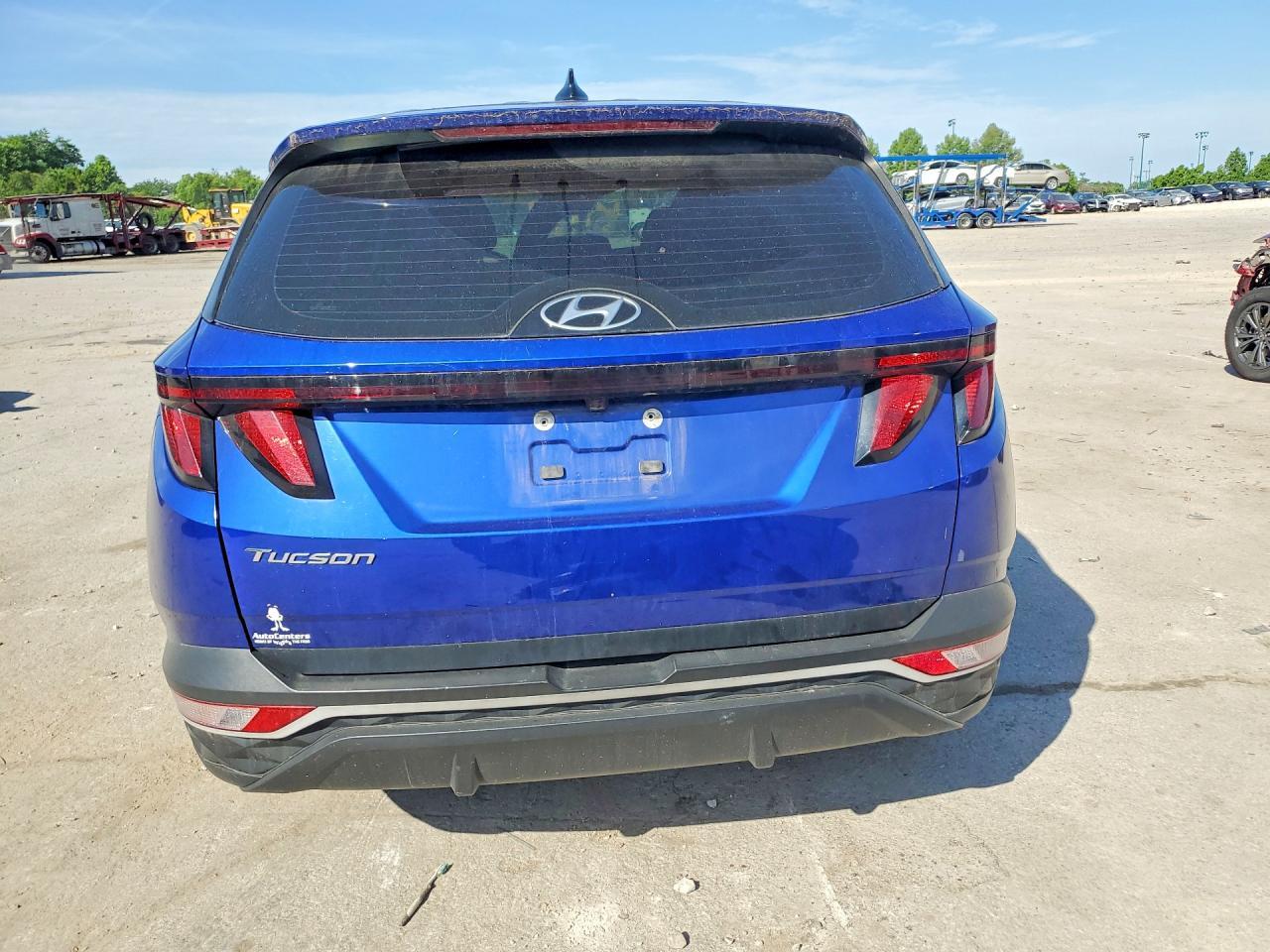 2022 Hyundai Tucson Se - Image 6