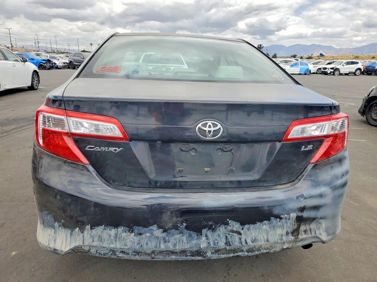2014 Toyota Camry Le - Фото 6