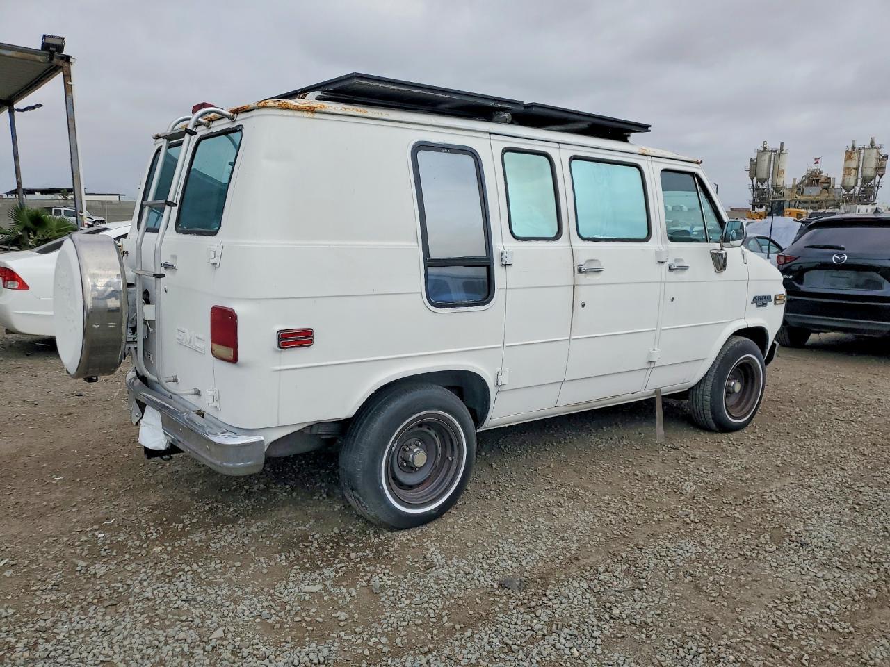 1992 Chevrolet G20 - Фото 3