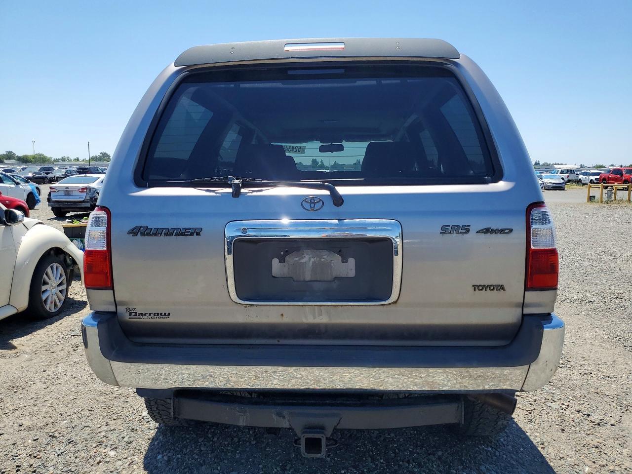 2002 Toyota 4Runner Sr5 - Фото 6