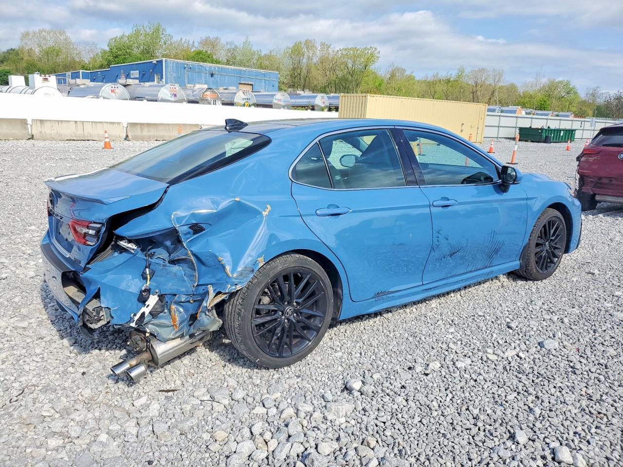2023 Toyota Camry Xse - Image 3