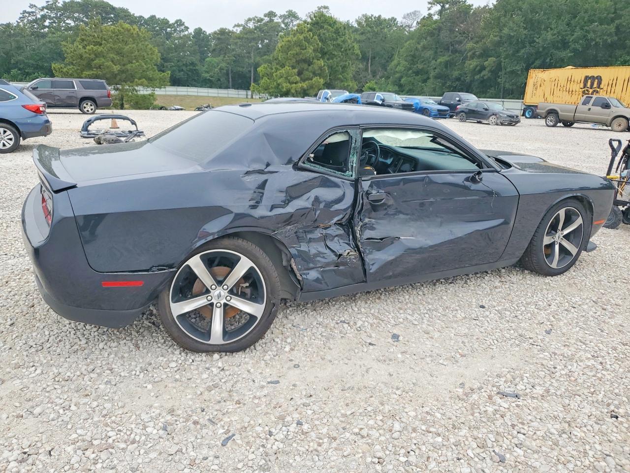 2019 Dodge Challenger R - Фото 3