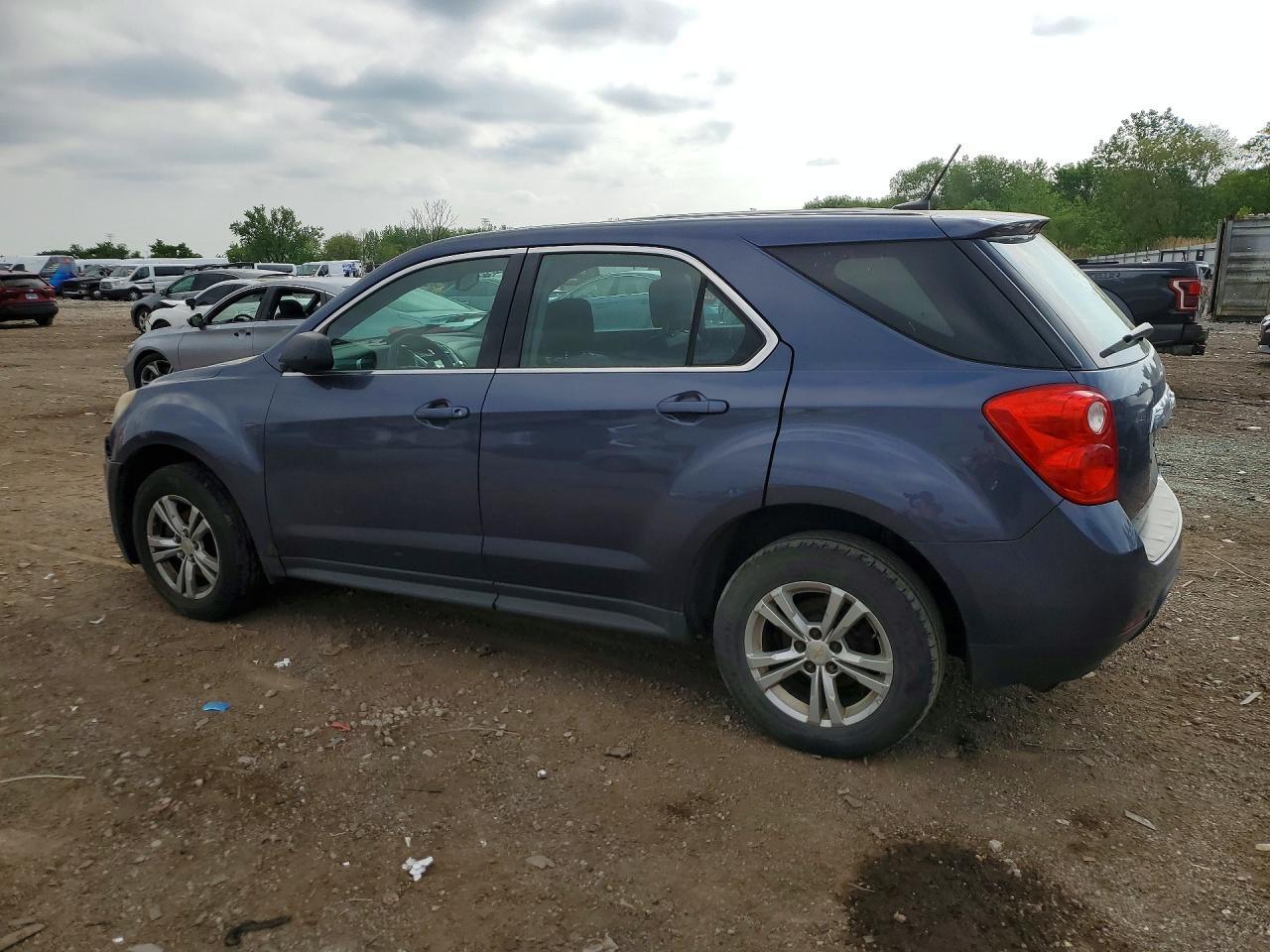 2013 Chevrolet Equinox Ls - Image 2