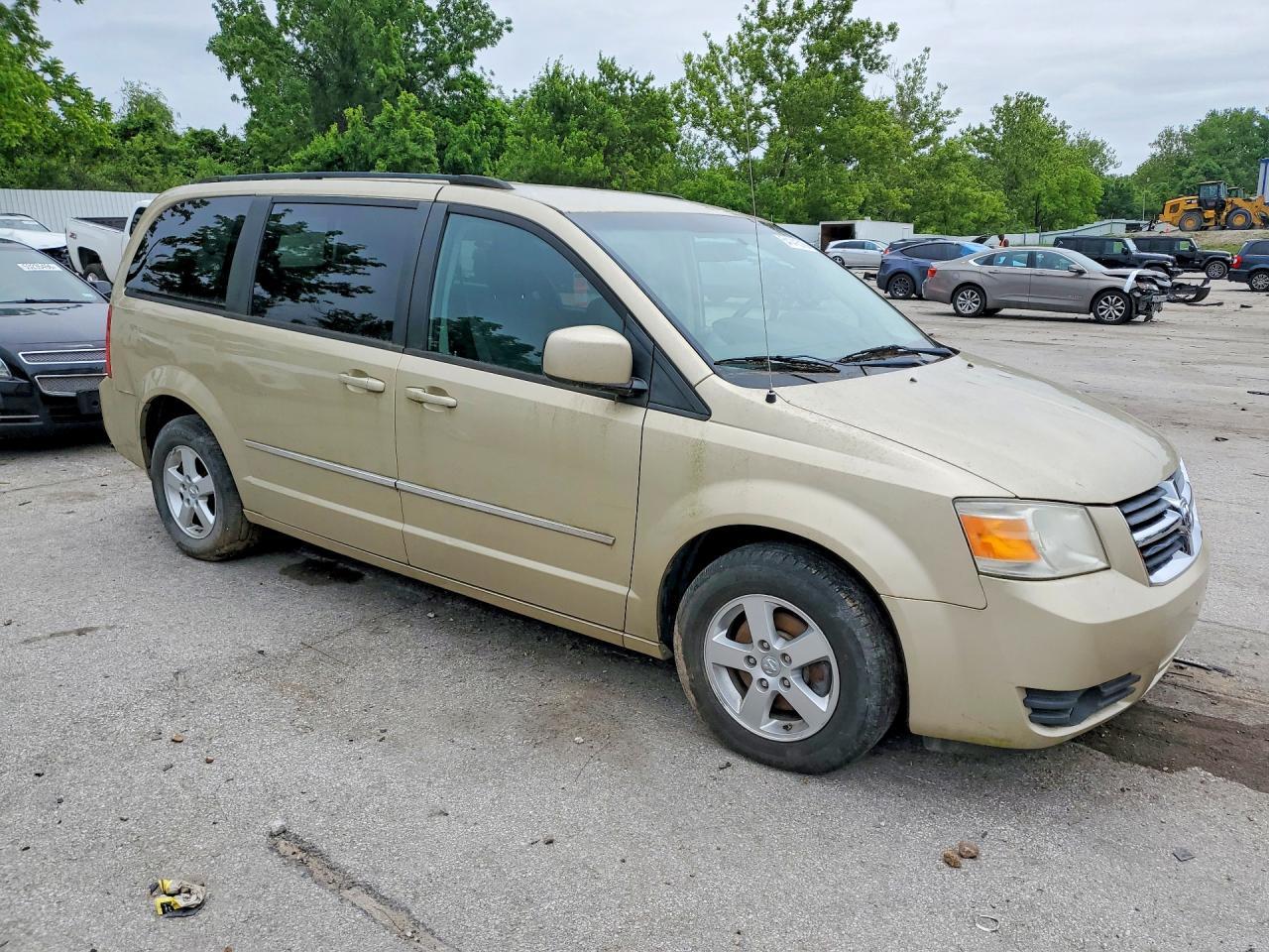 2010 Dodge Grand Caravan Sxt - Фото 4