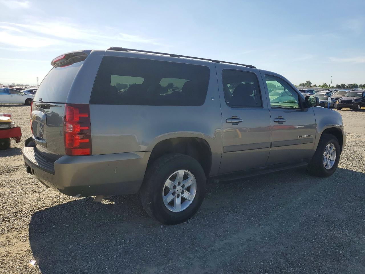 2007 Chevrolet Suburban K1500 - Фото 3