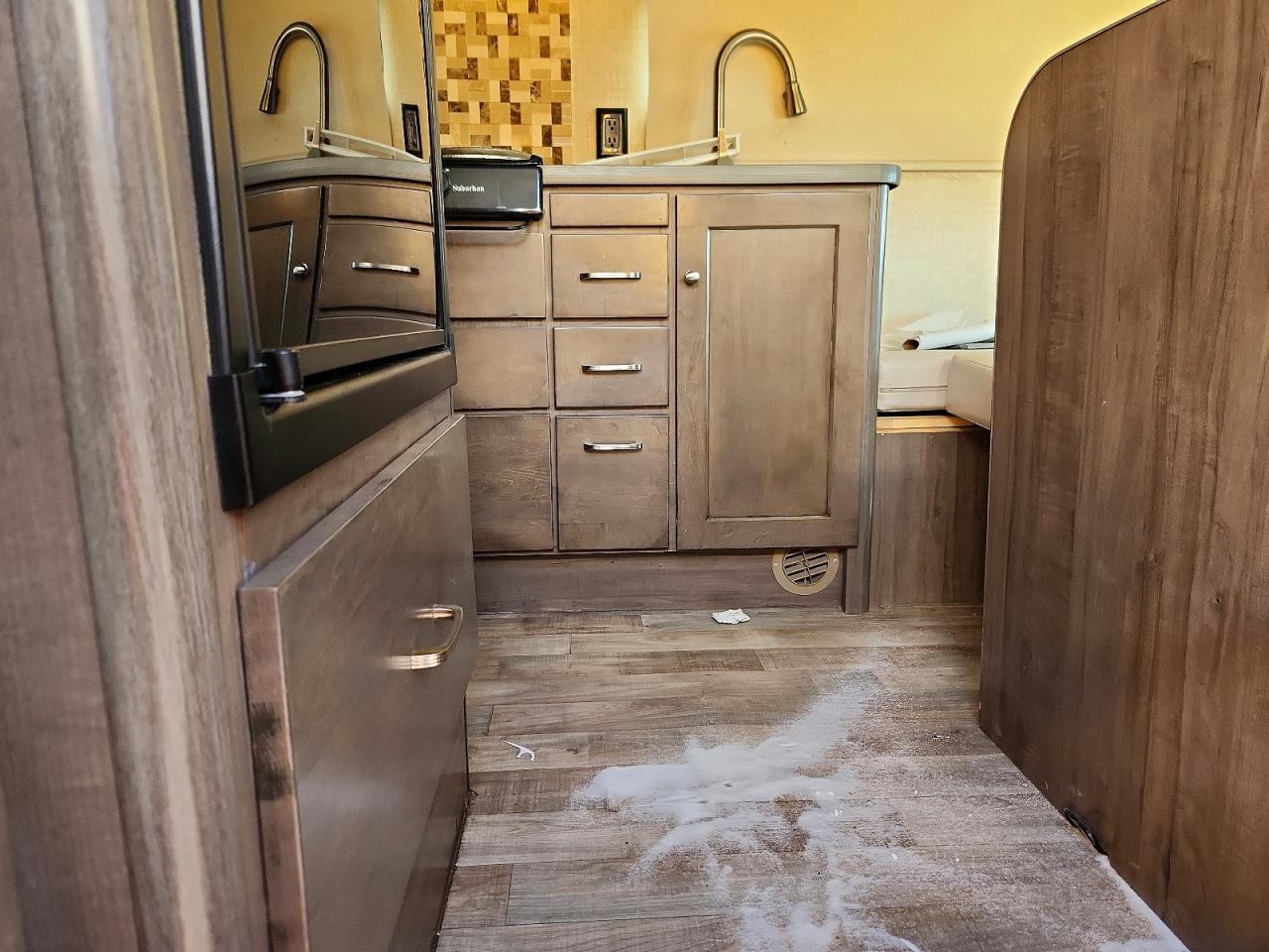 2016 Winnebago Fuse Rv - Фото 6