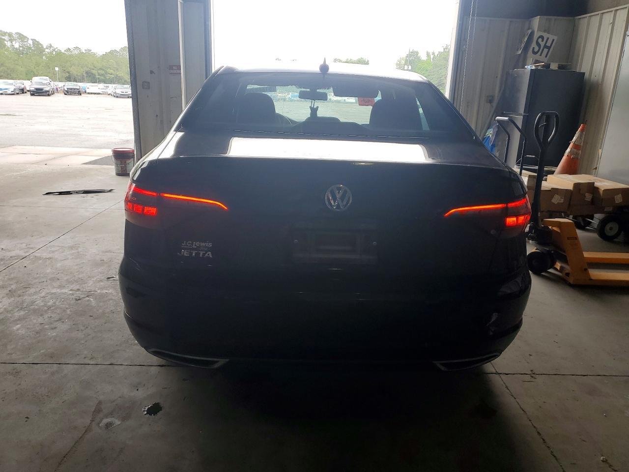 2019 Volkswagen Jetta S - Image 6