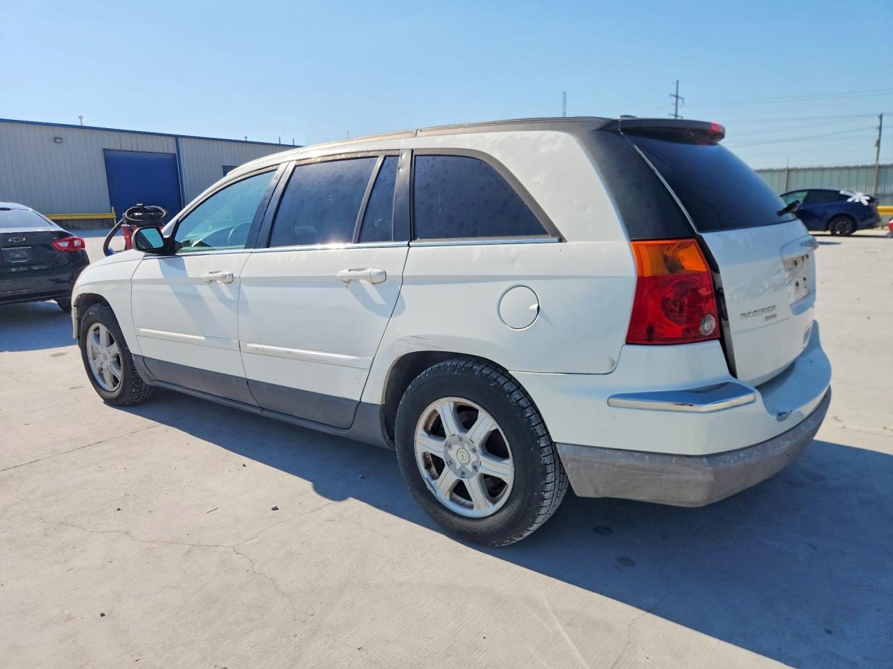 2005 Chrysler Pacifica Touring - Фото 2