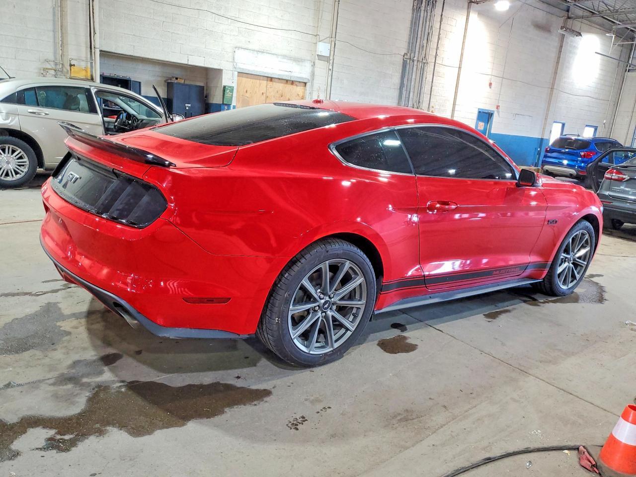 2016 Ford Mustang Gt - Фото 3