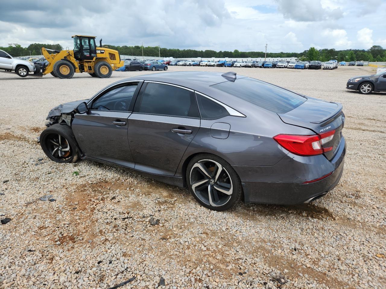 2019 Honda Accord Sport - Image 2