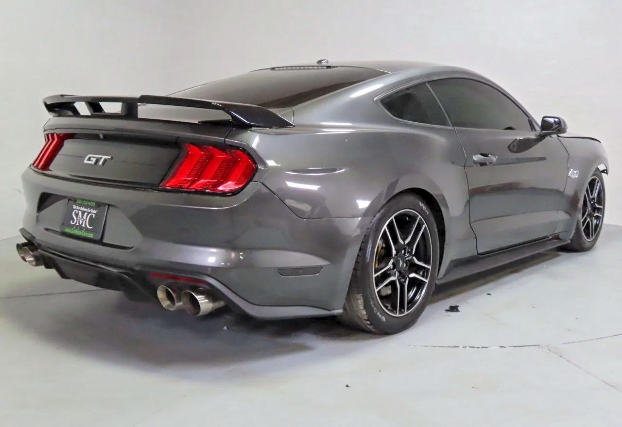 2020 Ford Mustang Gt - Фото 3