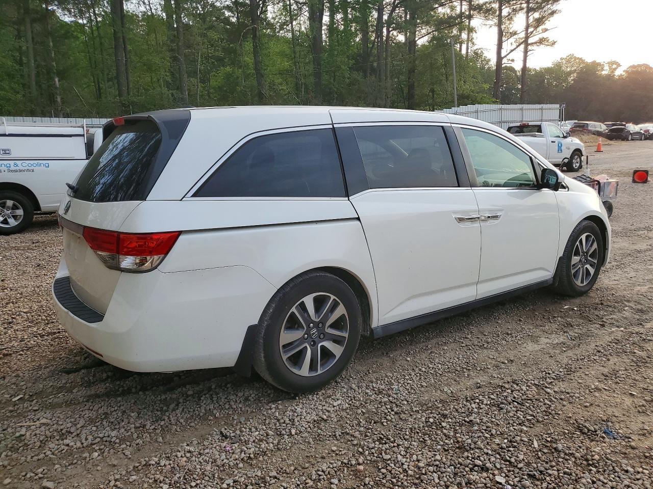 2014 Honda Odyssey Exl - Image 3