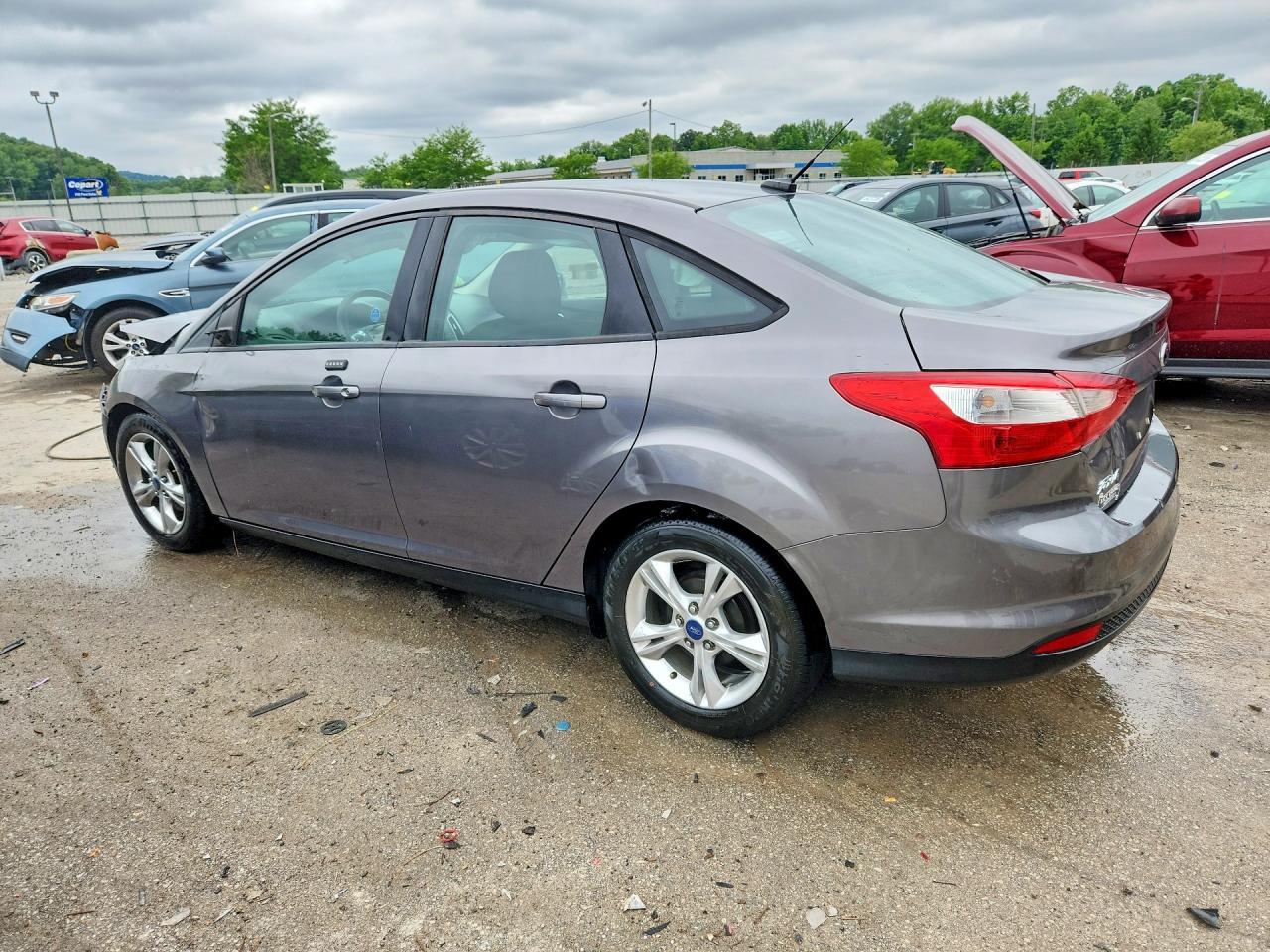 2014 Ford Focus Se - Image 2