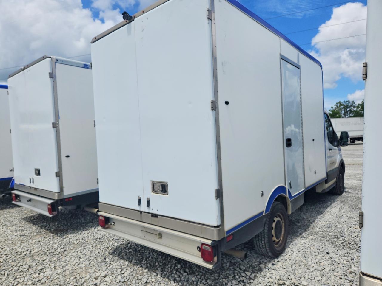 2022 Ford Transit Delivery Truck - Image 3