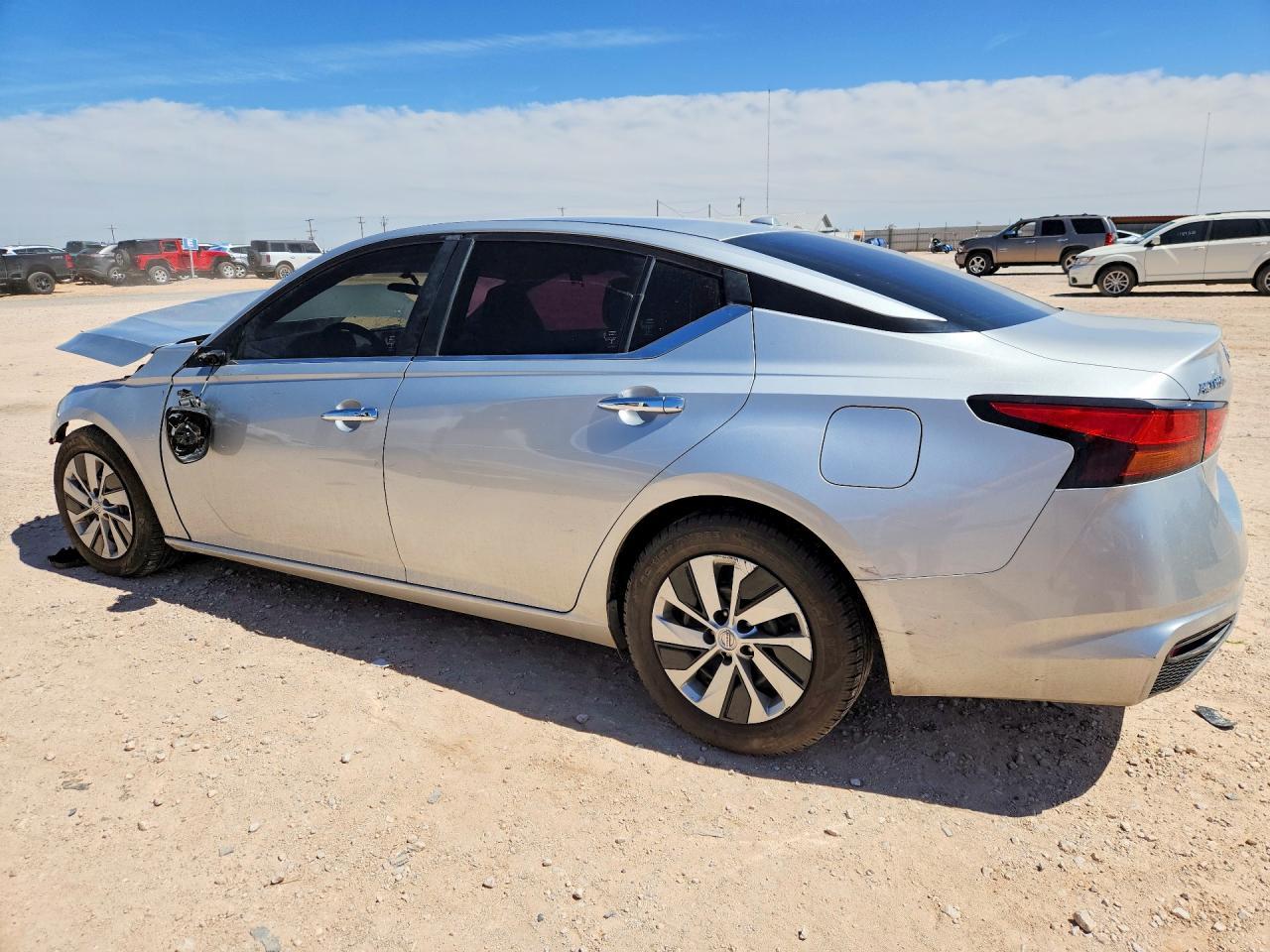 2020 Nissan Altima 2.5 - Фото 2