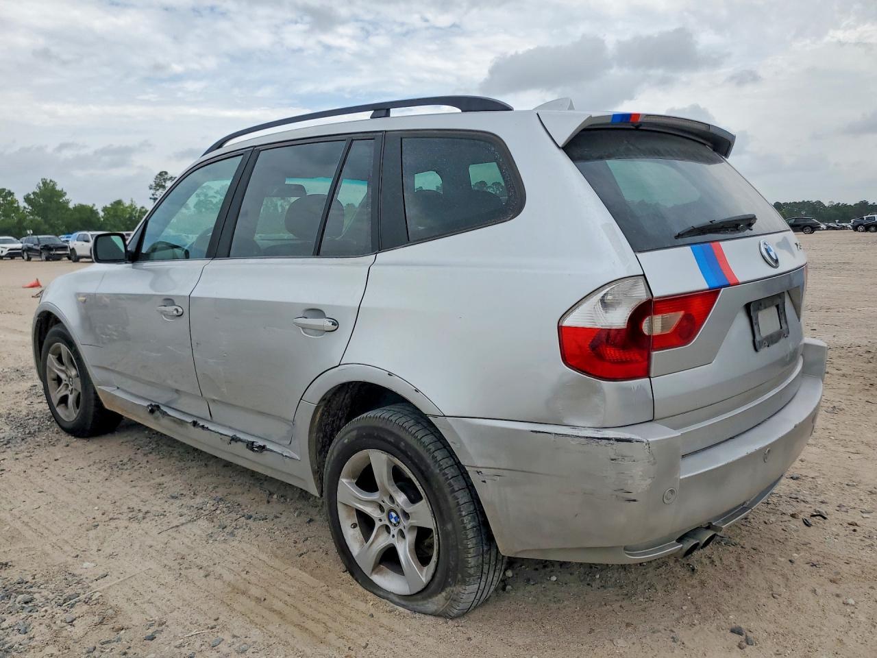 2004 BMW X3 2.5I - Фото 2