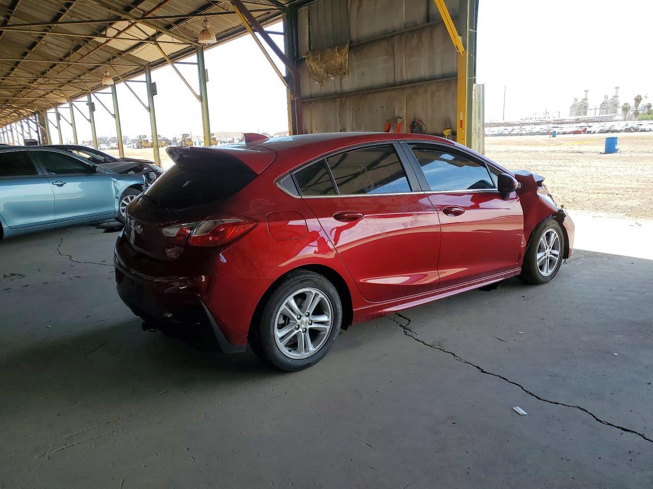 2017 Chevrolet Cruze - Image 3