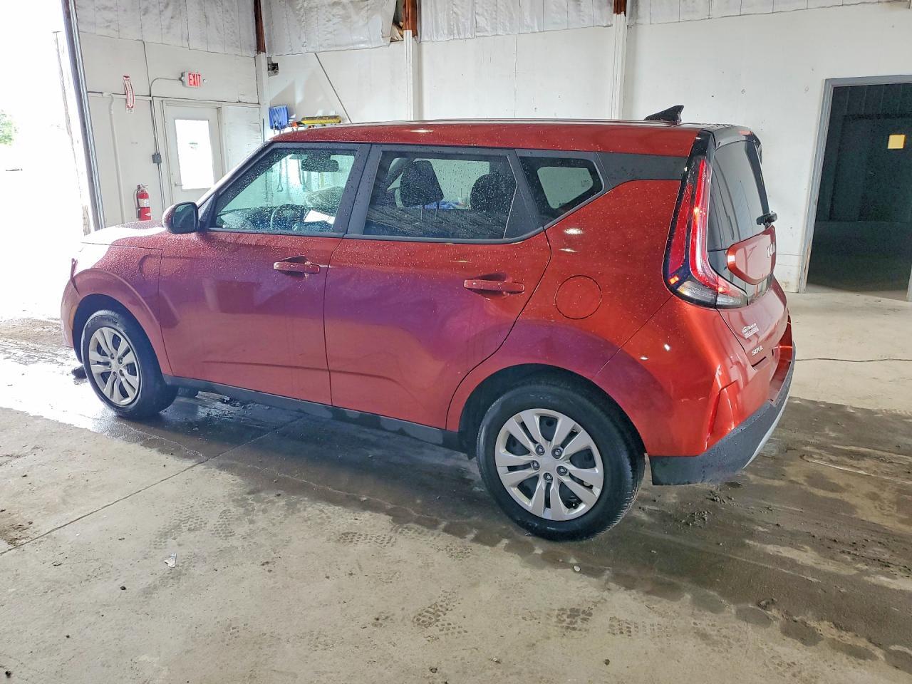 2025 Kia Soul Lx - Image 2
