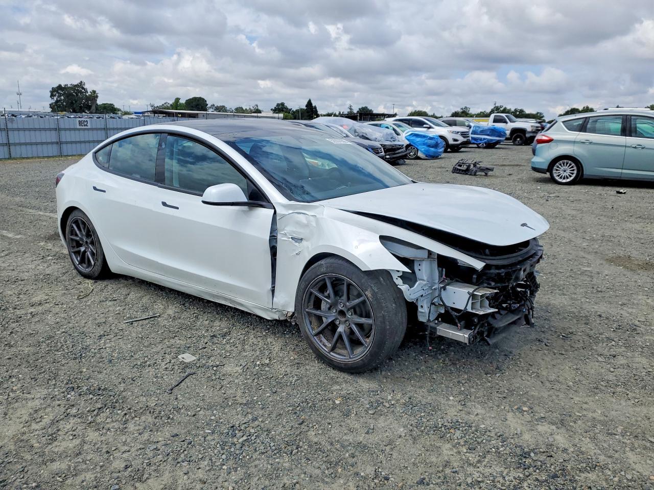 2023 Tesla Model 3 - Image 4