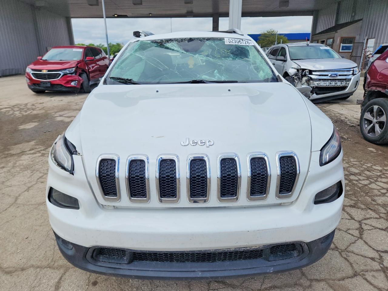 2017 Jeep Cherokee Latitude - Image 5