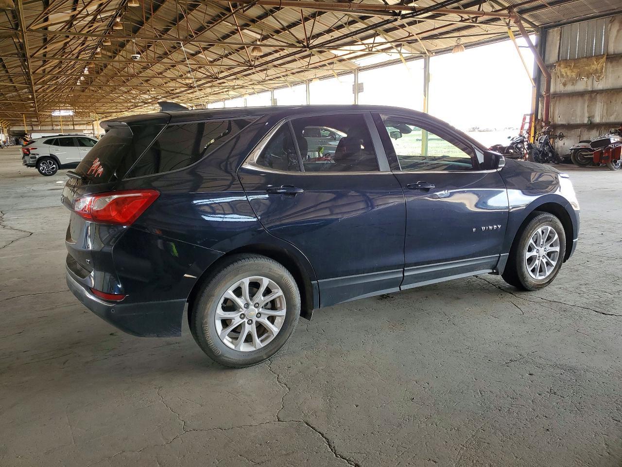 2021 Chevrolet Equinox Lt - Фото 3