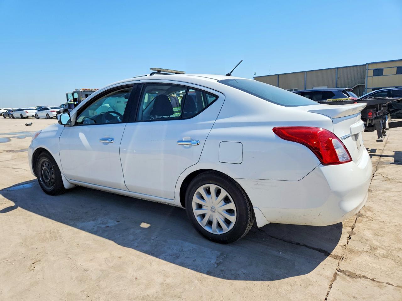 2014 Nissan Versa 1.6 Sv - Фото 2