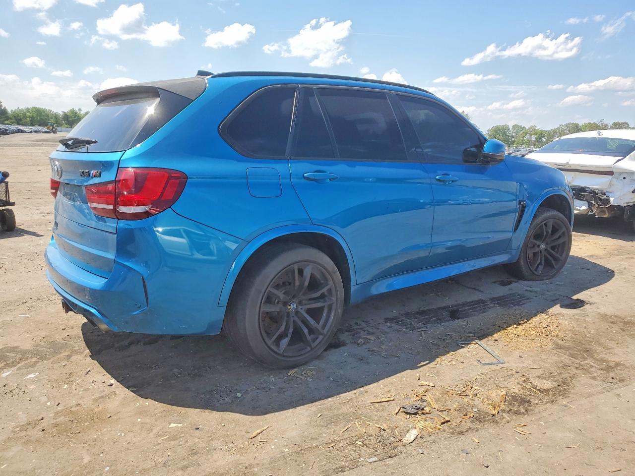2015 BMW X5 M - Фото 3