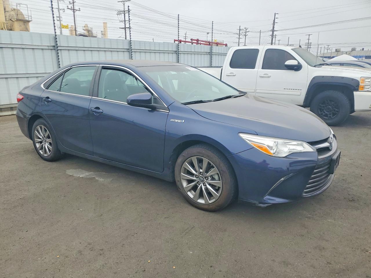 2016 Toyota Camry Hybrid Xle - Фото 4