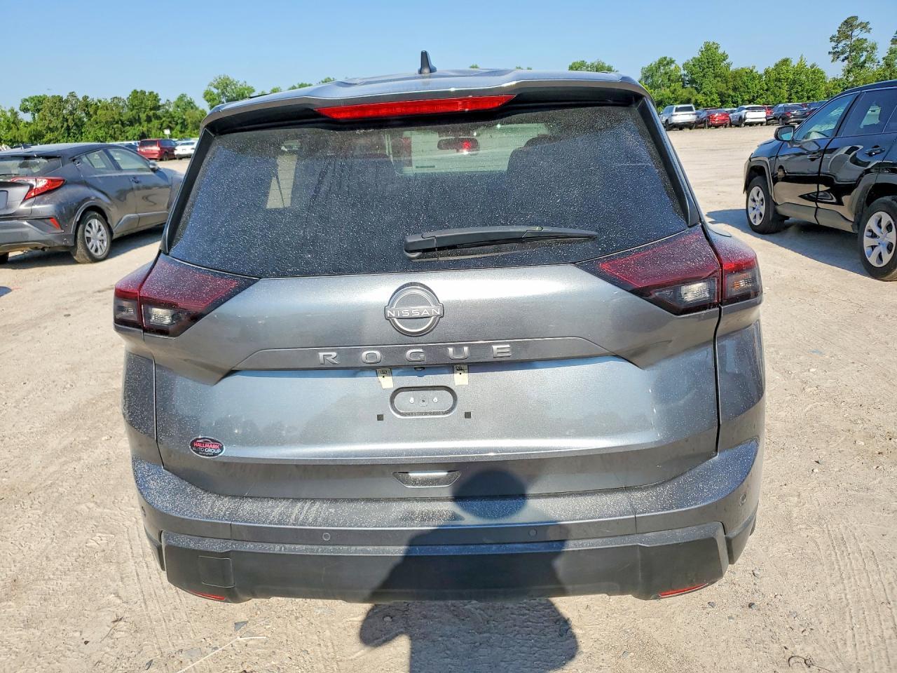 2025 Nissan Rogue S - Фото 6