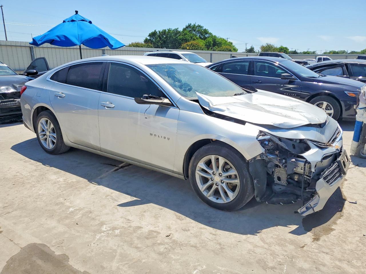 2018 Chevrolet Malibu - Image 4