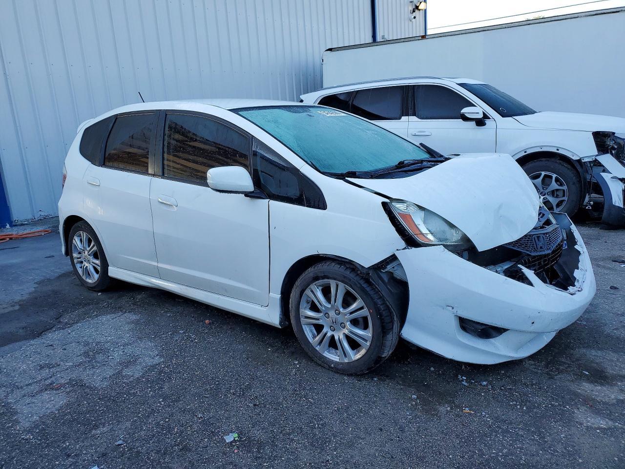 2010 Honda Fit Sport - Image 4
