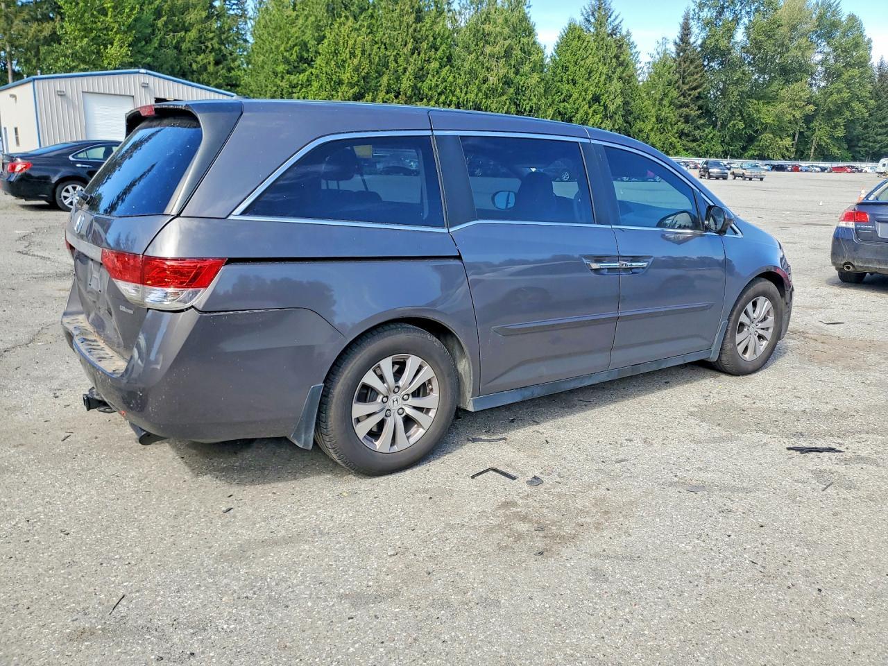2016 Honda Odyssey Exl - Фото 3