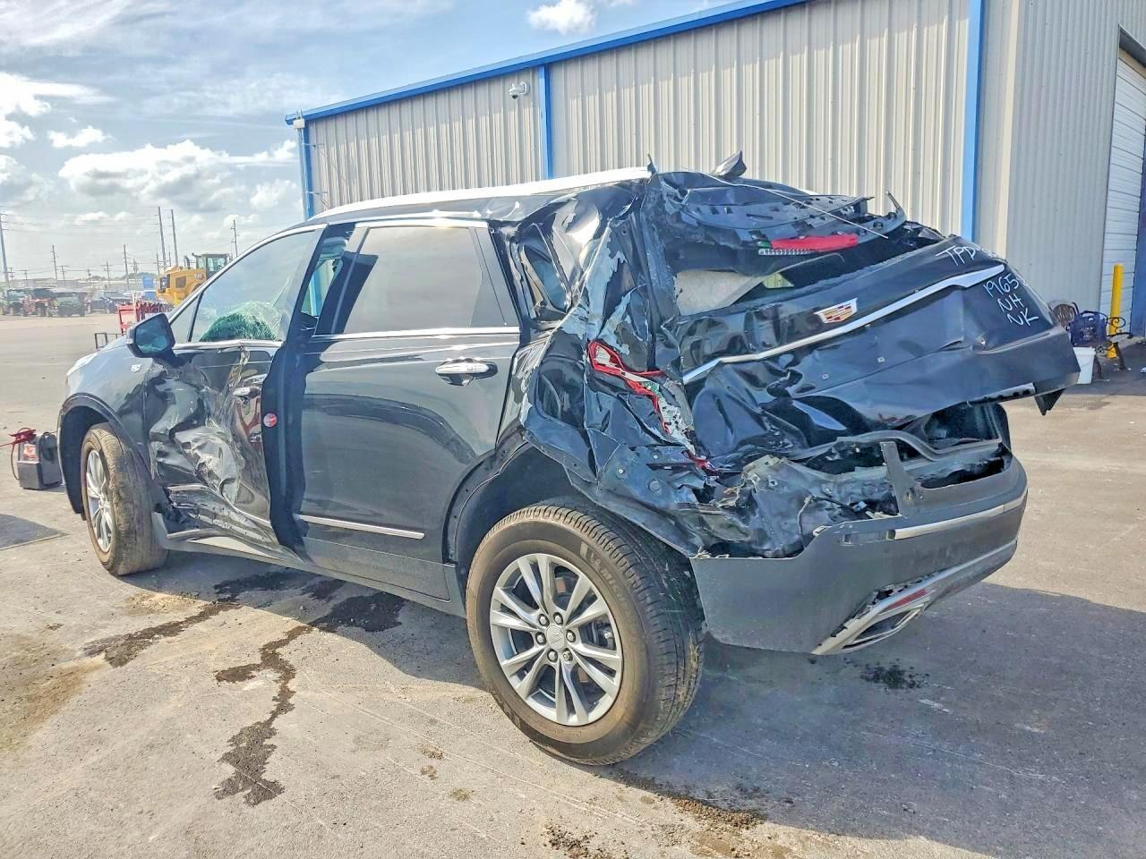 2021 Cadillac Xt5 Premium Luxury - Фото 2