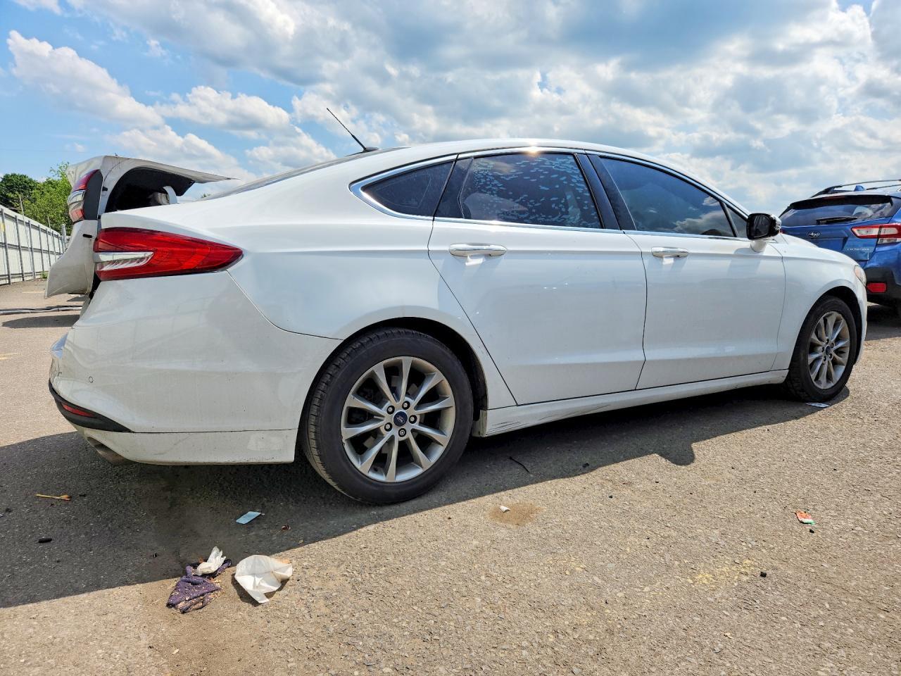 2017 Ford Fusion Se - Фото 3