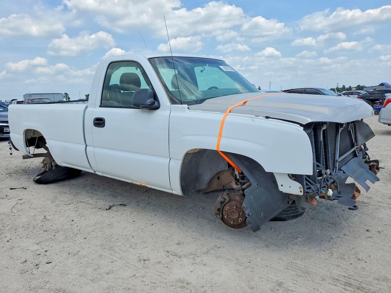 2004 Chevrolet Silverado C1500 - Image 4