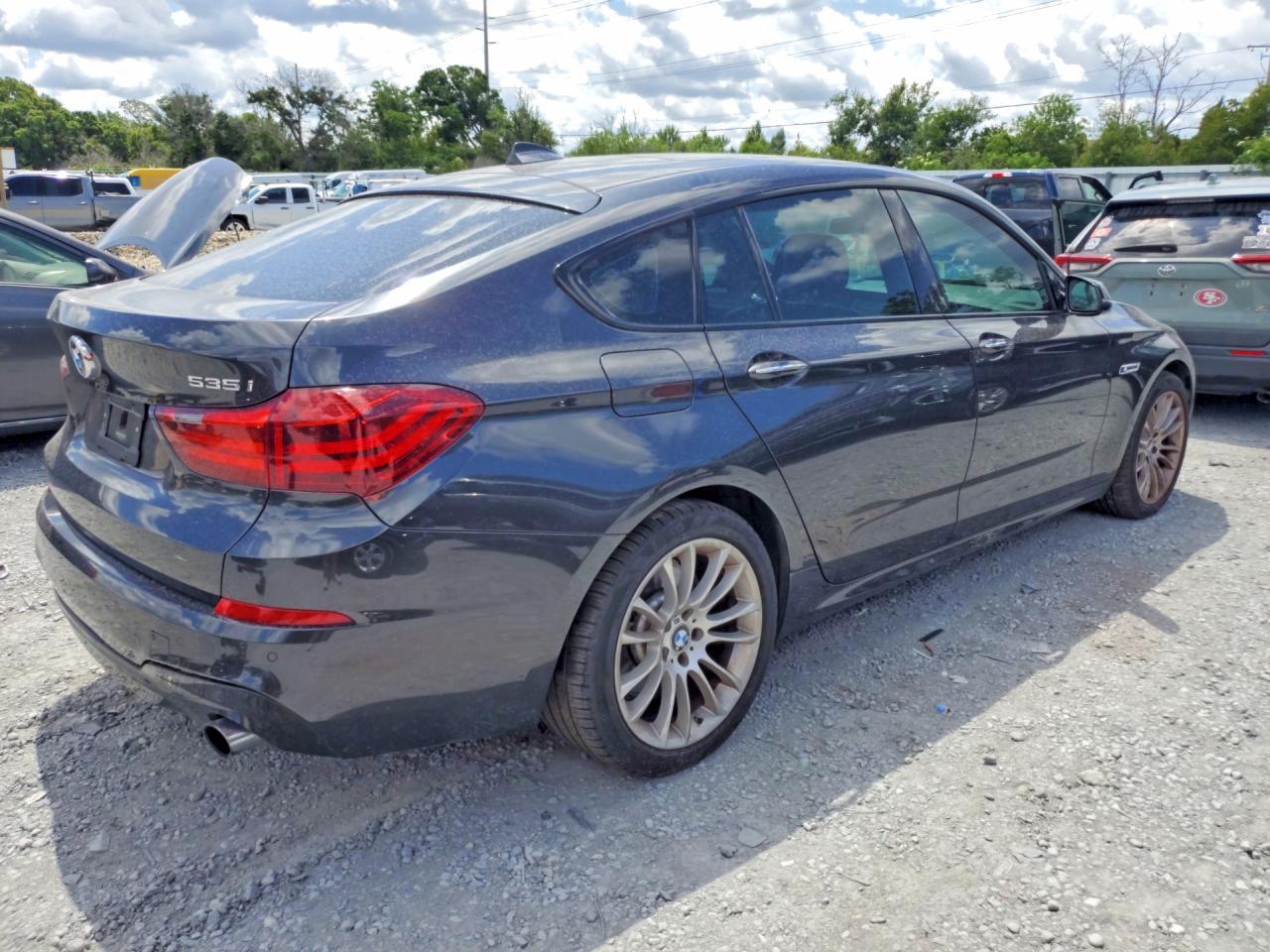 2017 BMW 535 Igt - Фото 3