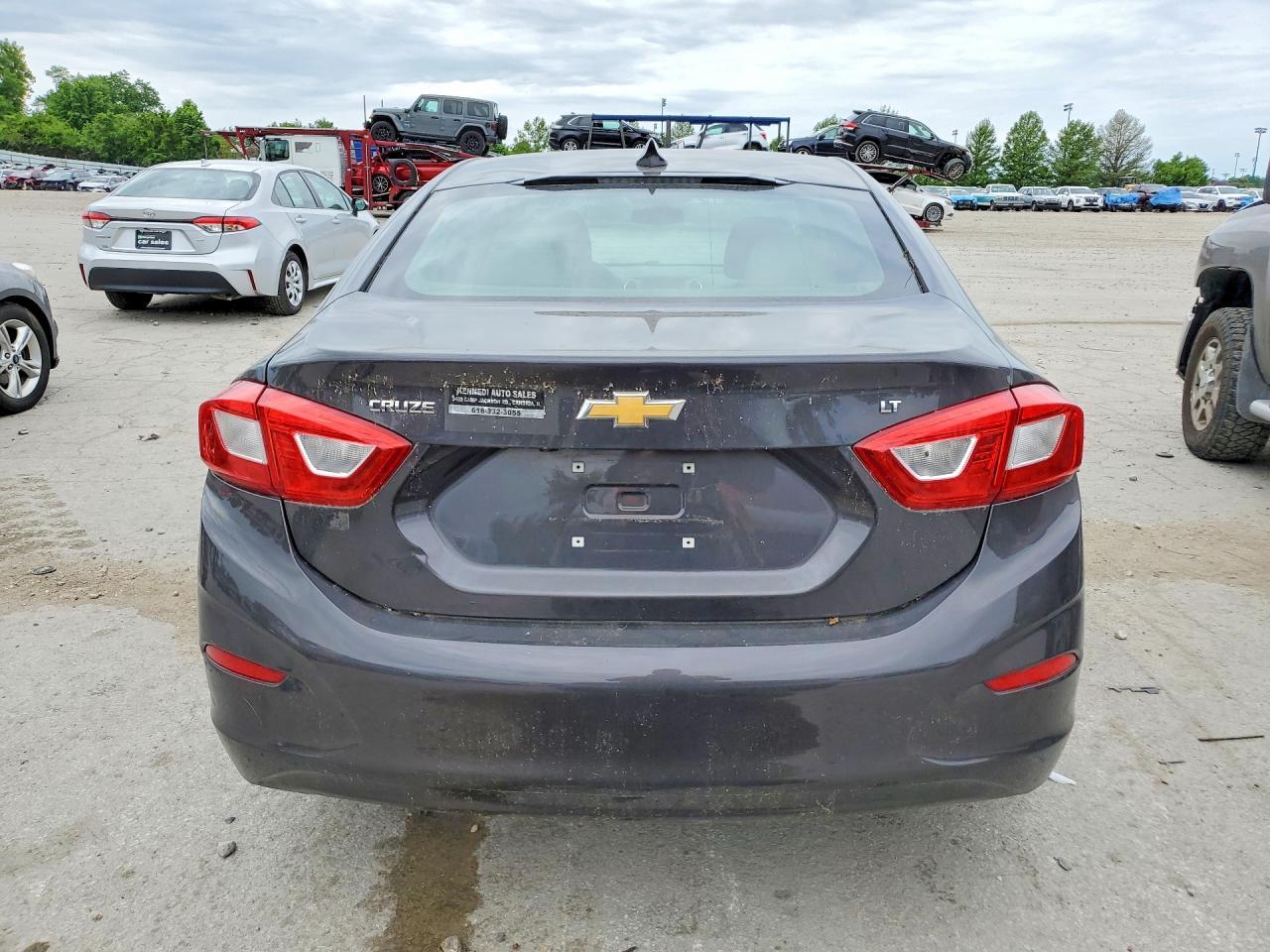 2017 Chevrolet Cruze Lt - Фото 6