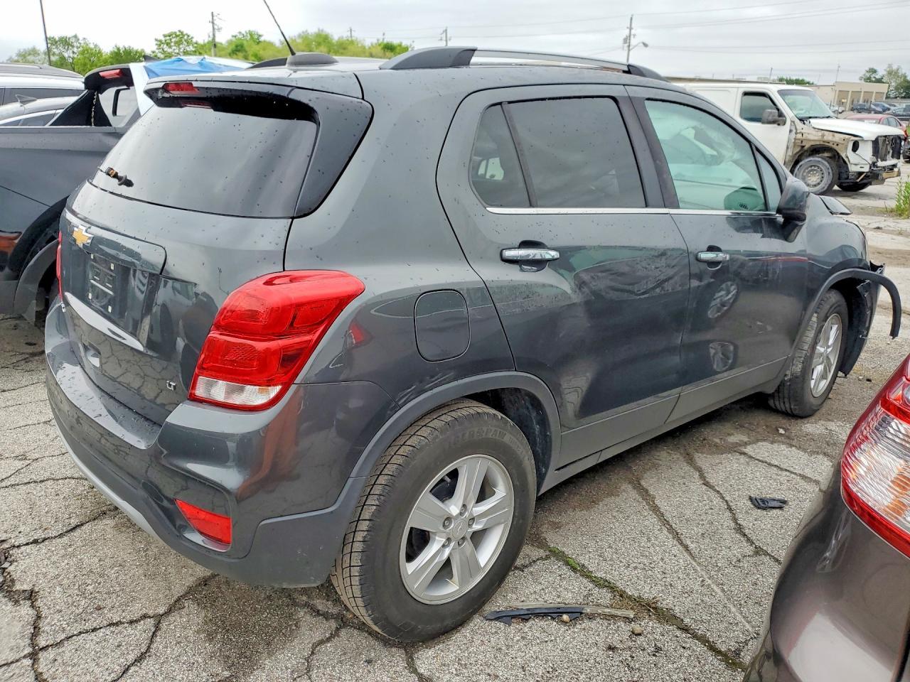2020 Chevrolet Trax 1Lt - Фото 3
