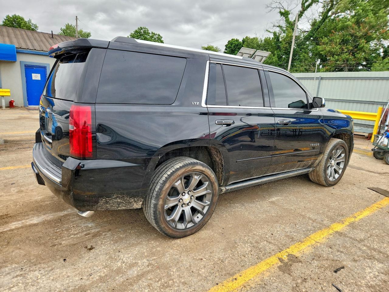 2015 Chevrolet Tahoe K1500 Ltz - Image 3