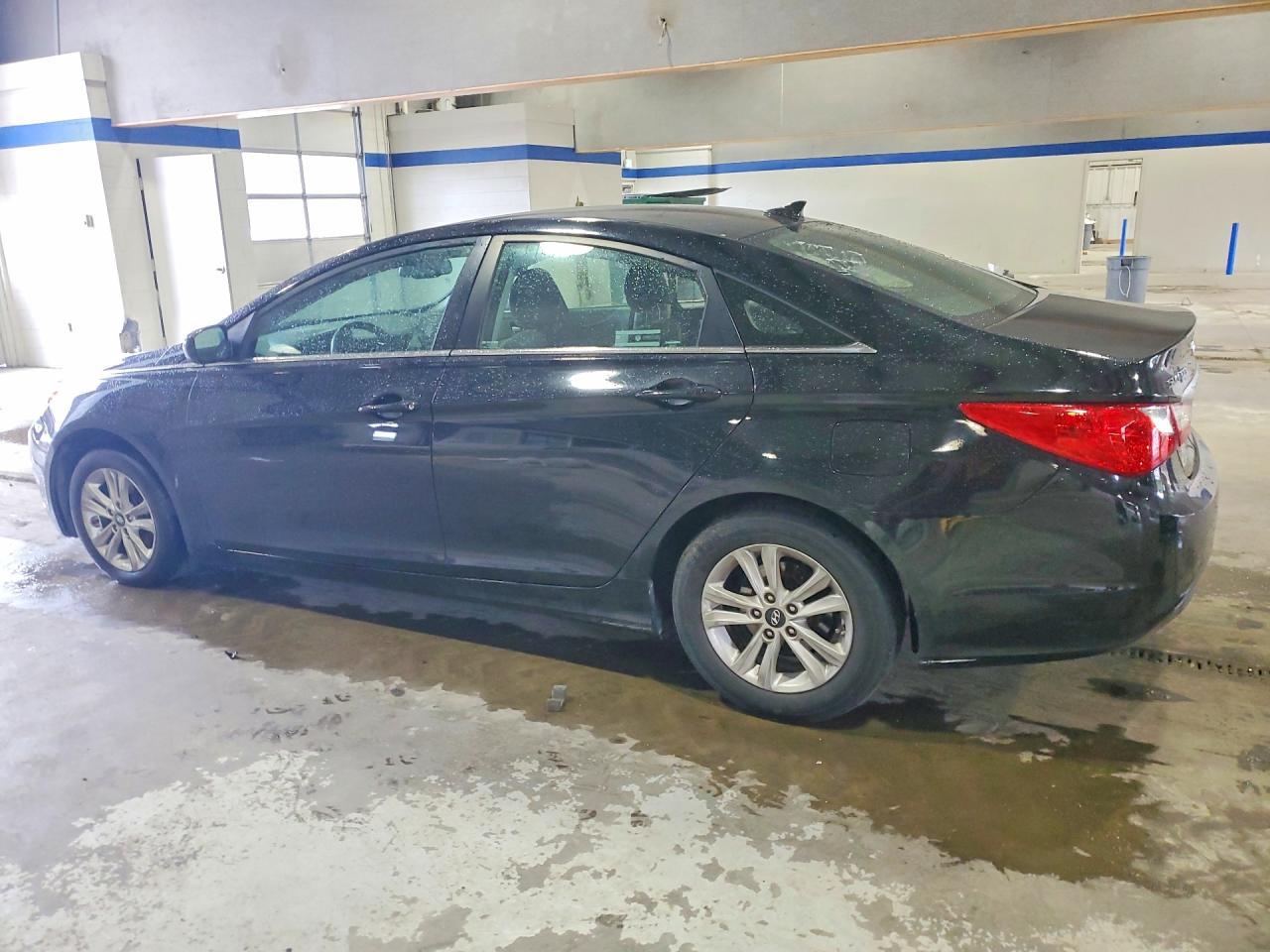 2013 Hyundai Sonata Gls - Фото 2