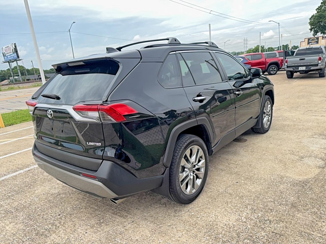2024 Toyota Rav4 Limited - Фото 4