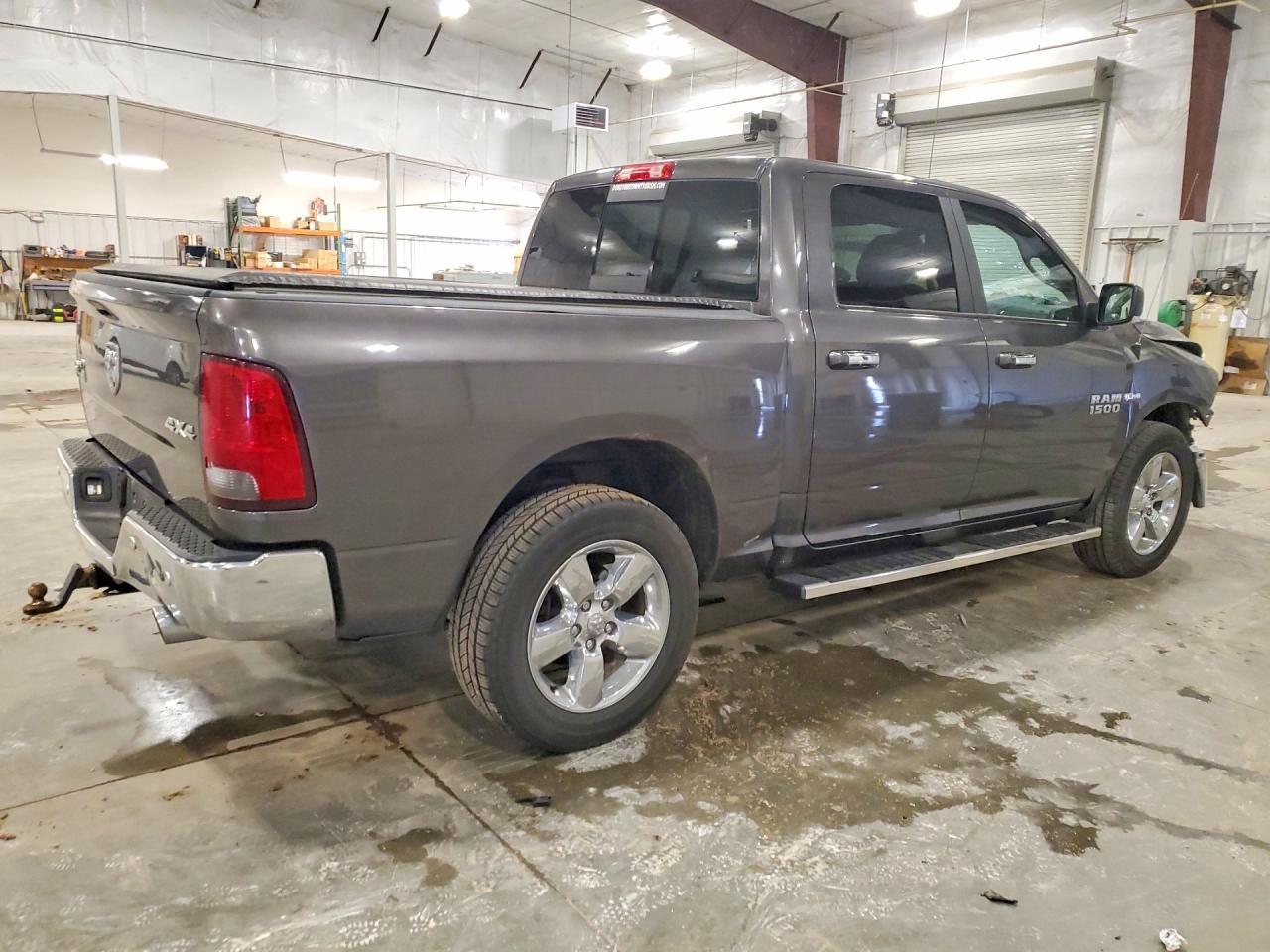 2017 Ram 1500 Slt - Image 3