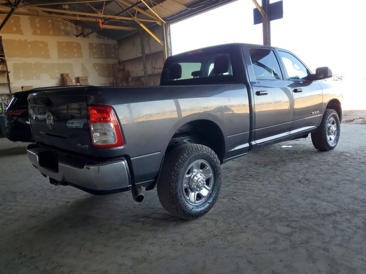 2022 Ram 2500 Big Horn - Фото 3