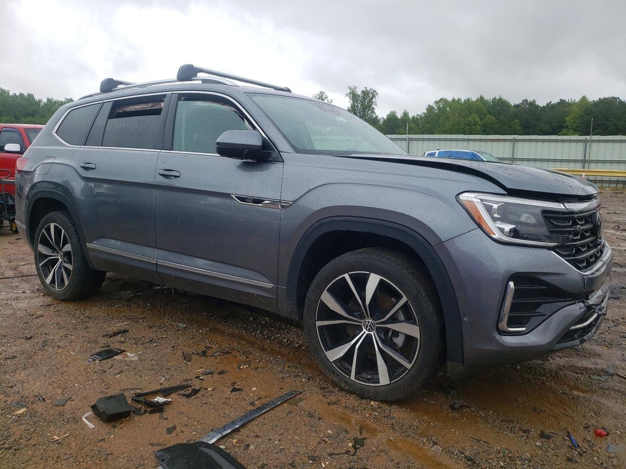 2024 Volkswagen Atlas Sel Premium R-Line - Image 4