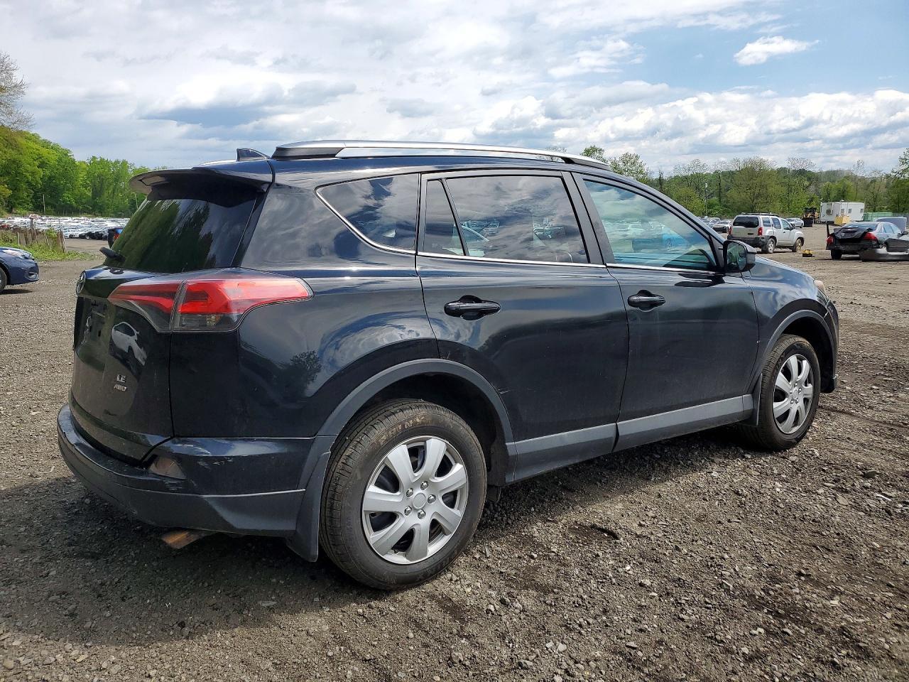 2018 Toyota Rav4 Le - Фото 3