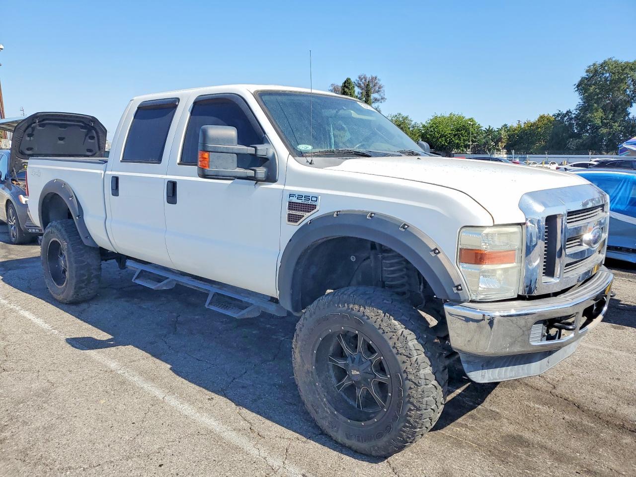 2010 Ford F250 - Фото 4