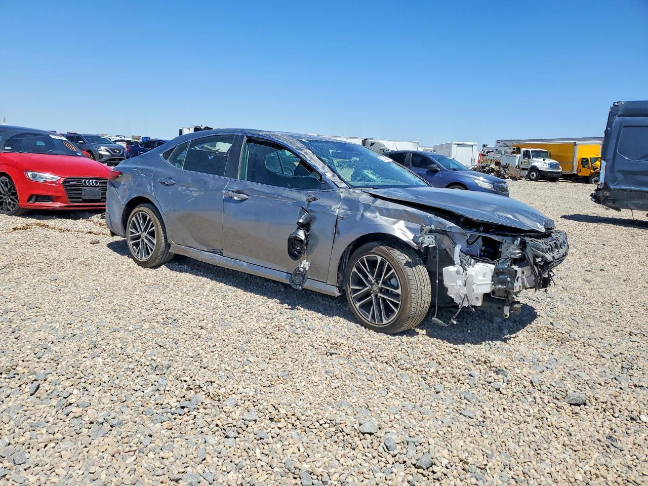 2026 Toyota Camry Xle - Фото 4