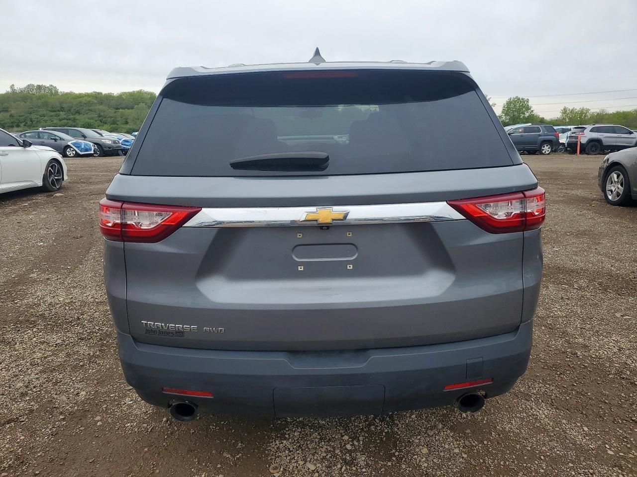 2020 Chevrolet Traverse Ls - Фото 6