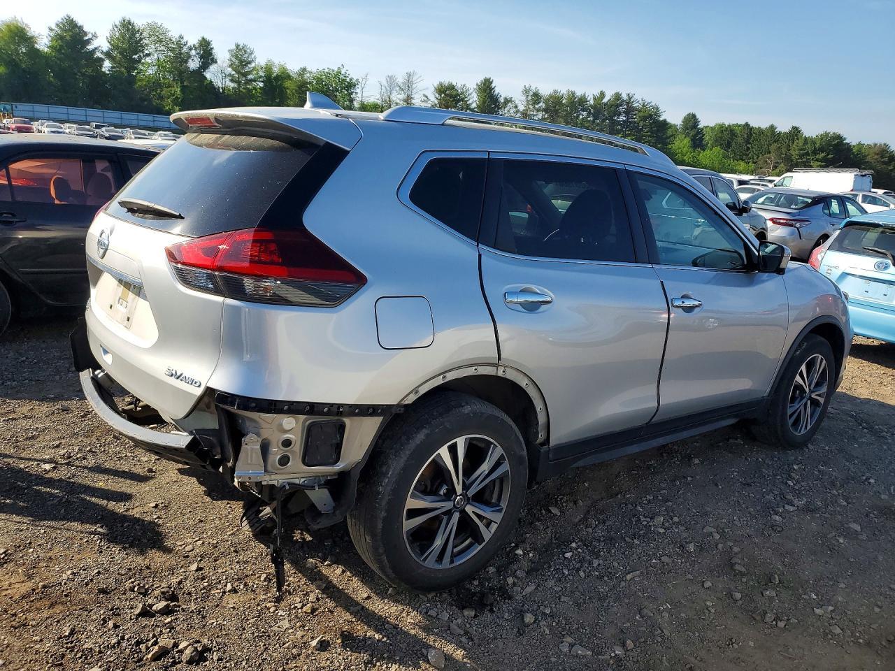 2019 Nissan Rogue Sv - Image 3