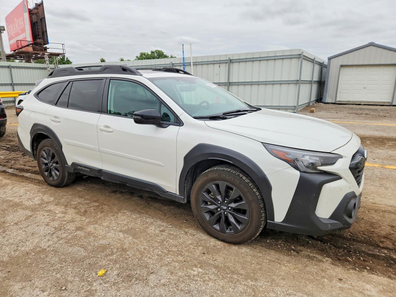 2025 Subaru Outback Onyx Edition Xt - Image 4